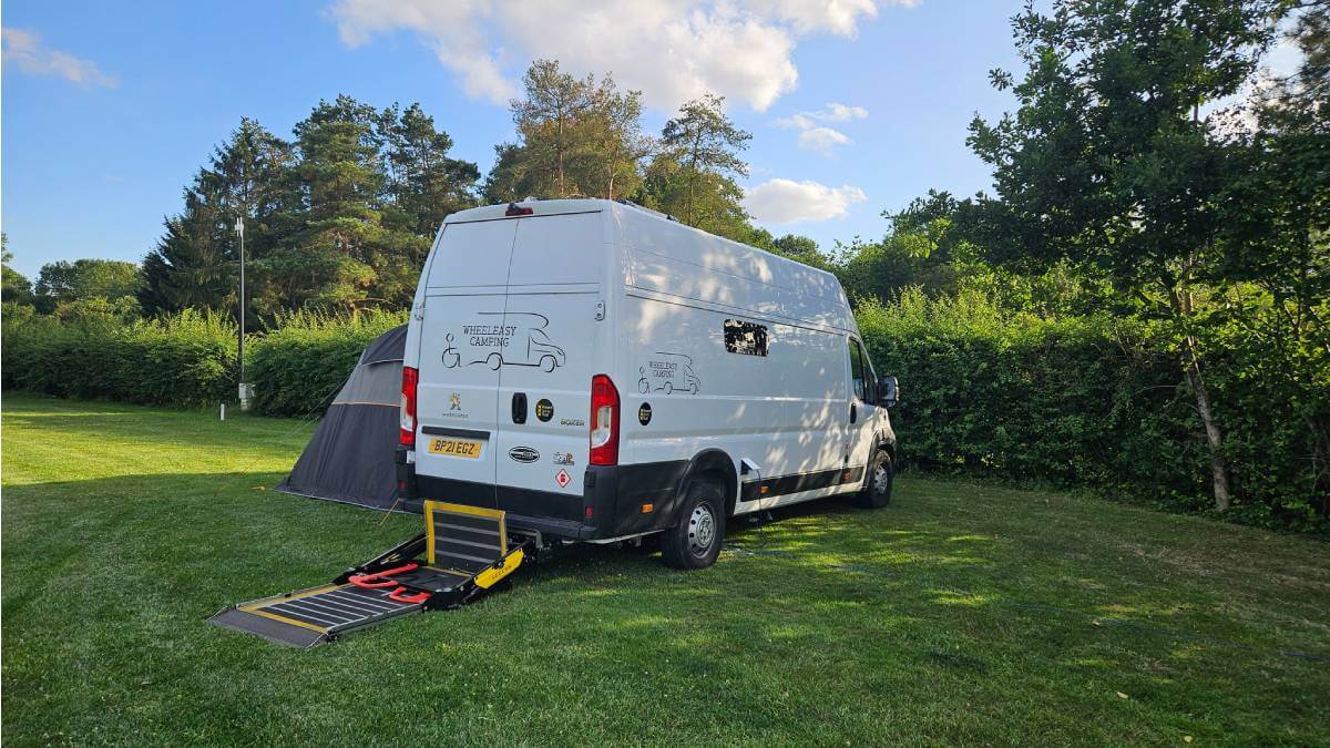 camping